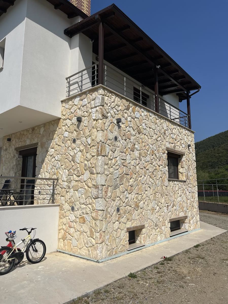 Επένδυση κατοικίας με πέτρα
